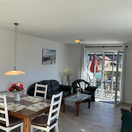 In Hoben Mit Grill Und Terrasse بيت للعطل